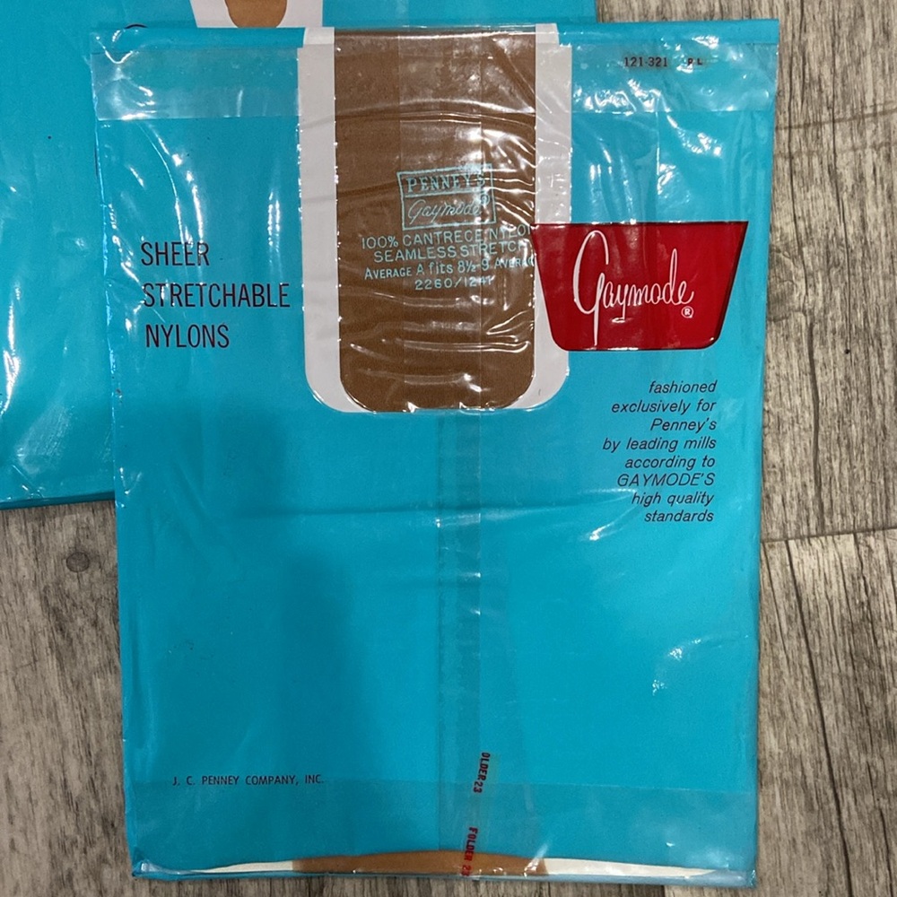 GAYMODE VINTAGE PENNEYS THIGH HIGH Sheer Nylons 8-1/2-9 Aver “GALA” NOSx3 PAIR - Picture 11 of 11